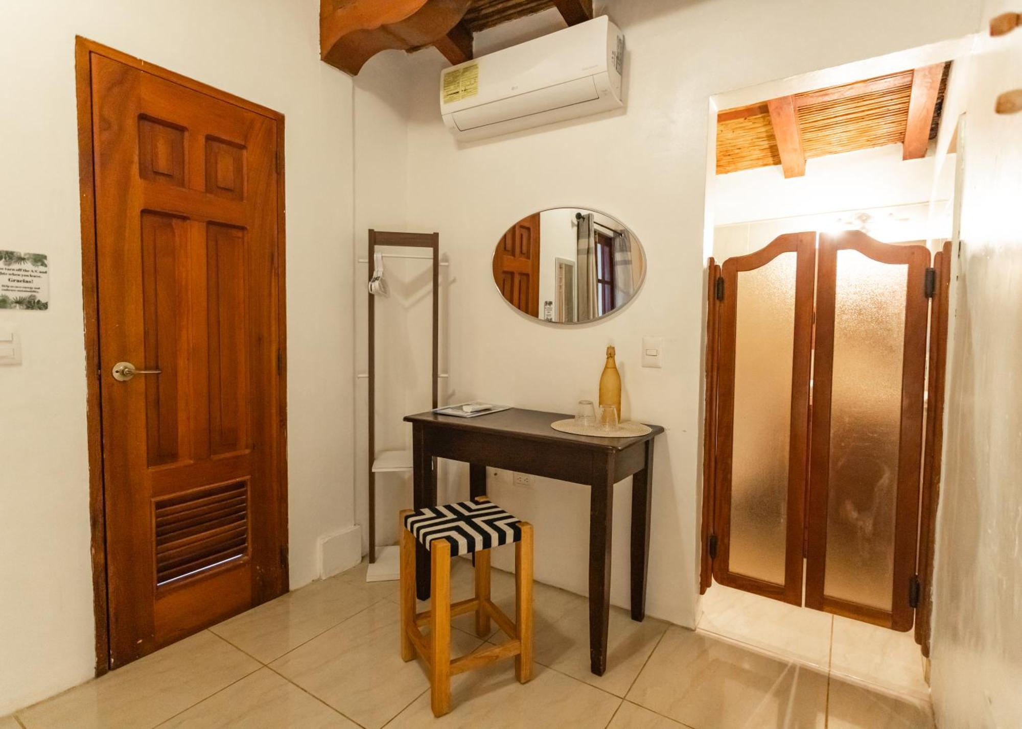 Hostal Azul グラナダ エクステリア 写真